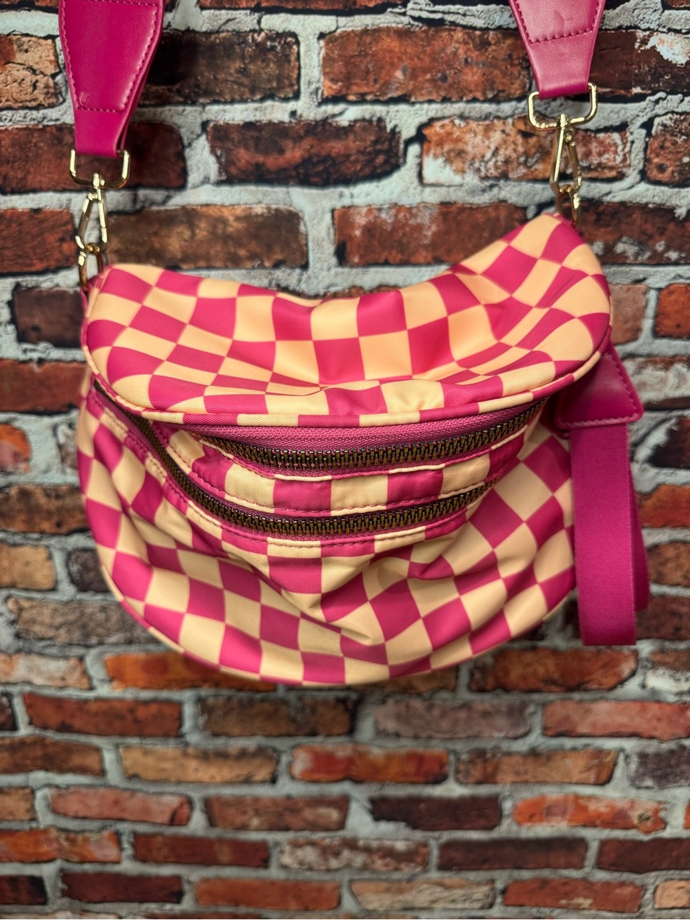 Pink & Cream Checkered Crossbody Bum Bag - Fashionable Women’s Shoulder Bag